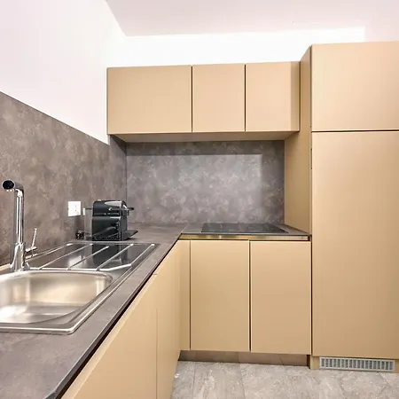 Ca Del Lasco - Modern In Classic Apartment *
