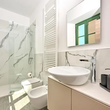 Apartment Ca Del Lasco - Modern In Classic Bellano