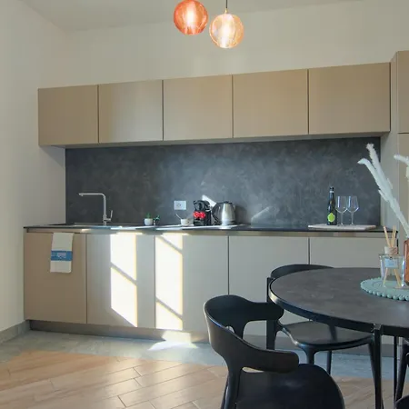 Ca Del Lasco - Modern In Classic *