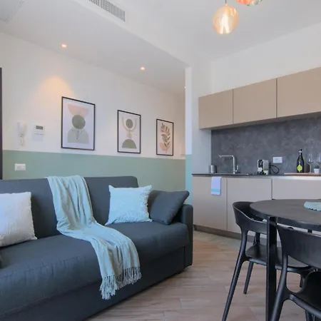 Ca Del Lasco - Modern In Classic Apartment *